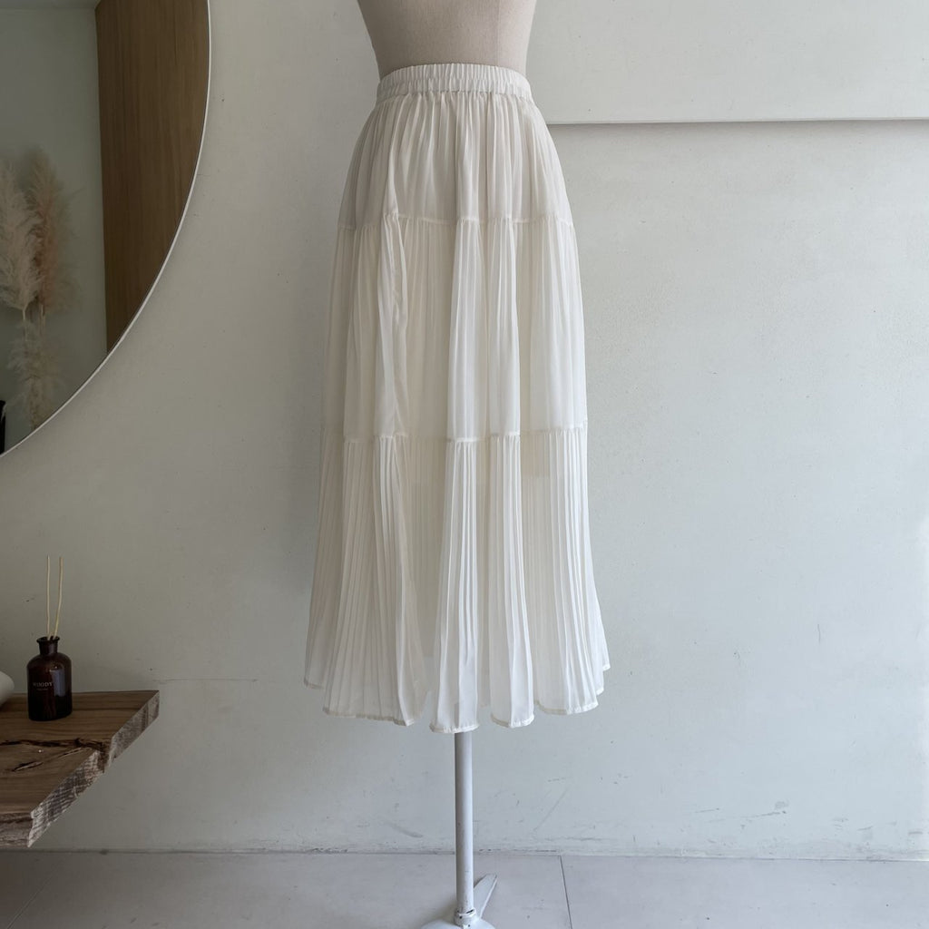 Soft Breeze Pleated Skirt Set - Luckyplanetusa