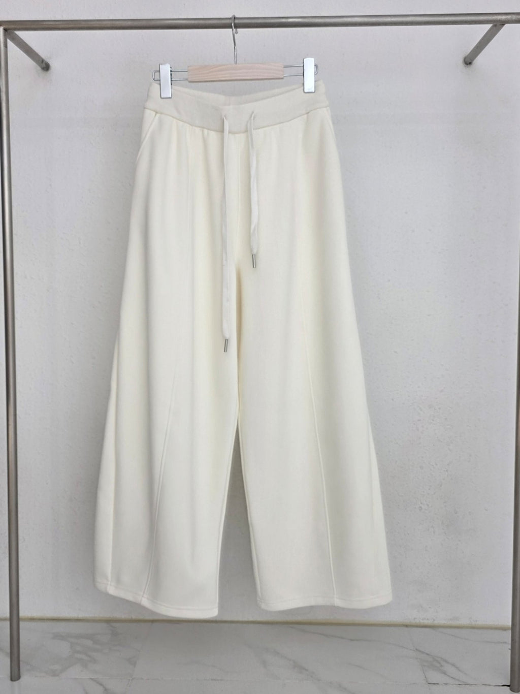 Soft Curve Wide Barrel Pants - Luckyplanetusa