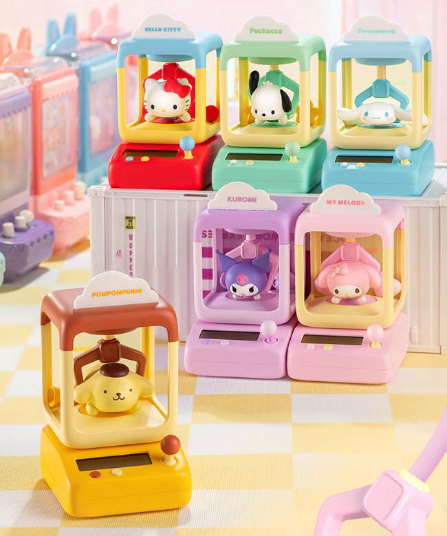 Sanrio Mini Crane Game Figures – Light & Spin Display Series
