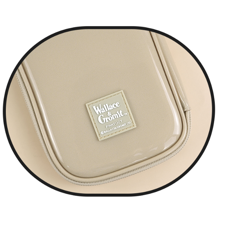 Wallace & Gromit PVC Multi Pouch – Gromit / Feathers McGraw