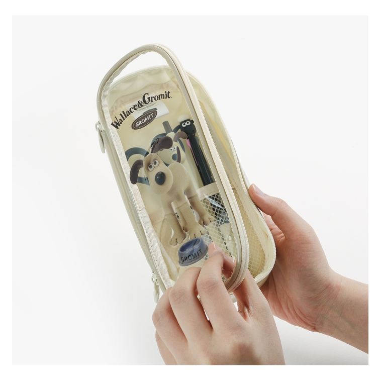 Wallace & Gromit Multi Zip PVC Pouch – Gromit / Feathers McGraw