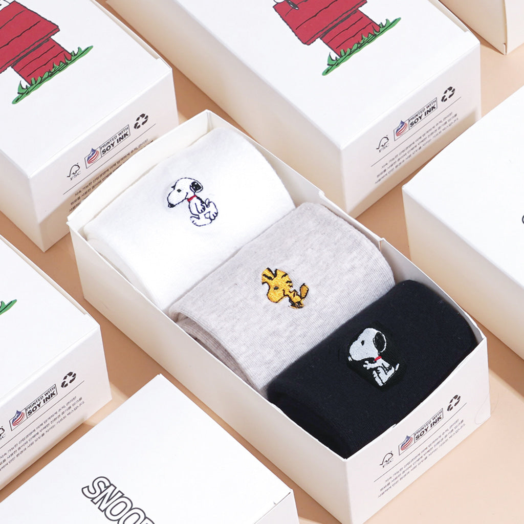 Peanuts Snoopy Embroidered Socks Gift Set 3pairs