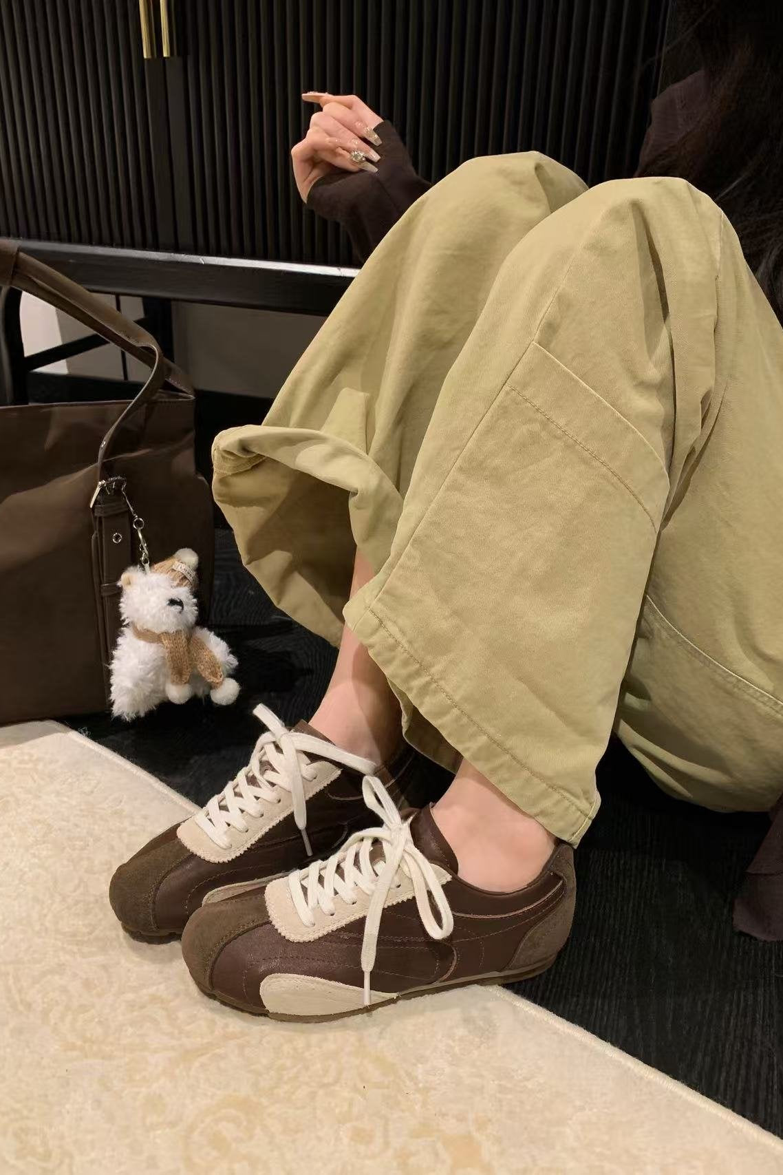 Everyday Retro Leather Sneakers – Soft Comfort Fit