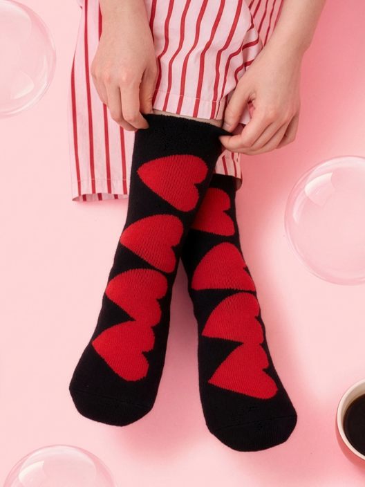 DRP Lounge Sleep Socks – Heart Parade Black