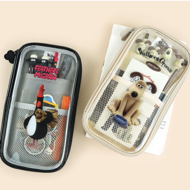 Wallace & Gromit PVC Multi Pouch – Gromit / Feathers McGraw