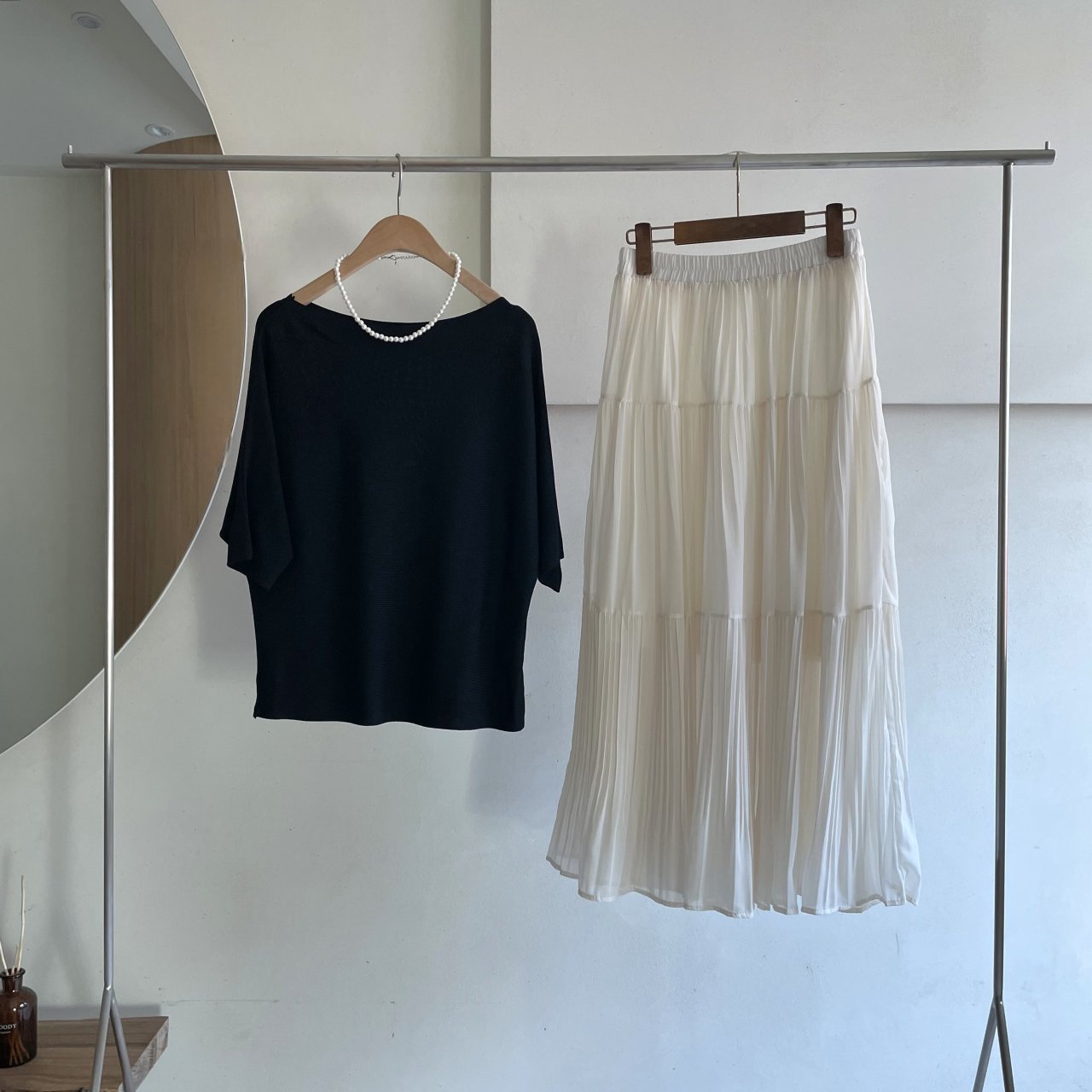 Soft Breeze Pleated Skirt Set - Luckyplanetusa