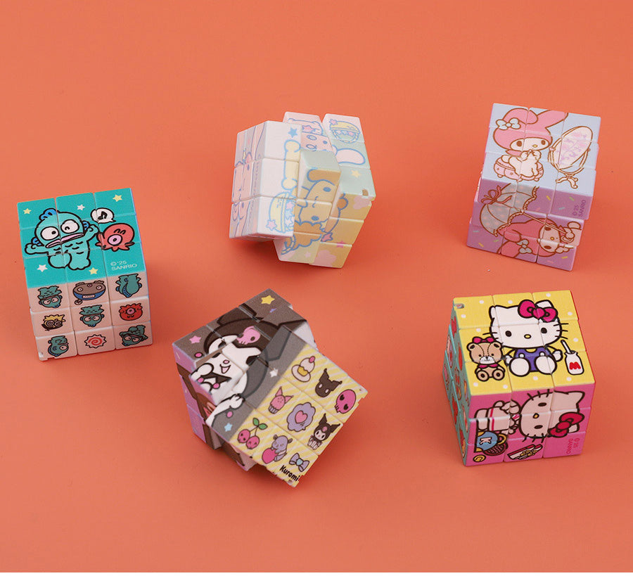 Sanrio Character Cube Keyring Collection – Kuromi, Cinnamoroll, Hello Kitty, Hangyodon