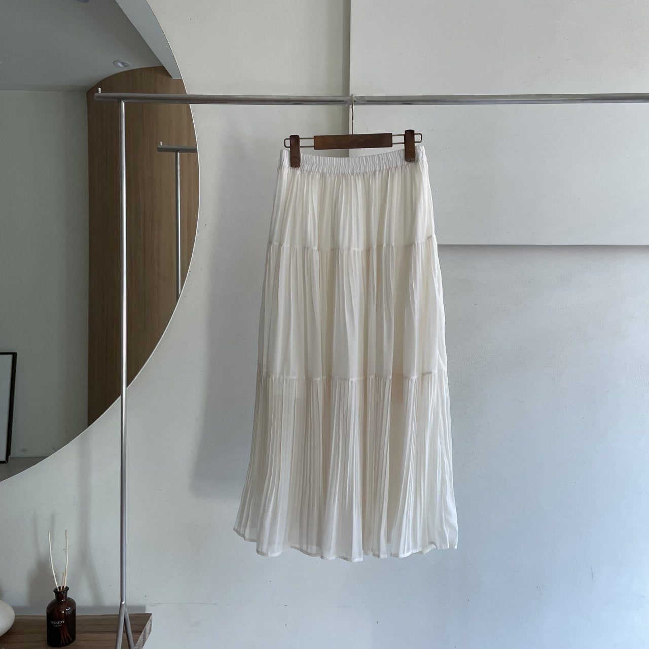 Soft Breeze Pleated Skirt Set - Luckyplanetusa