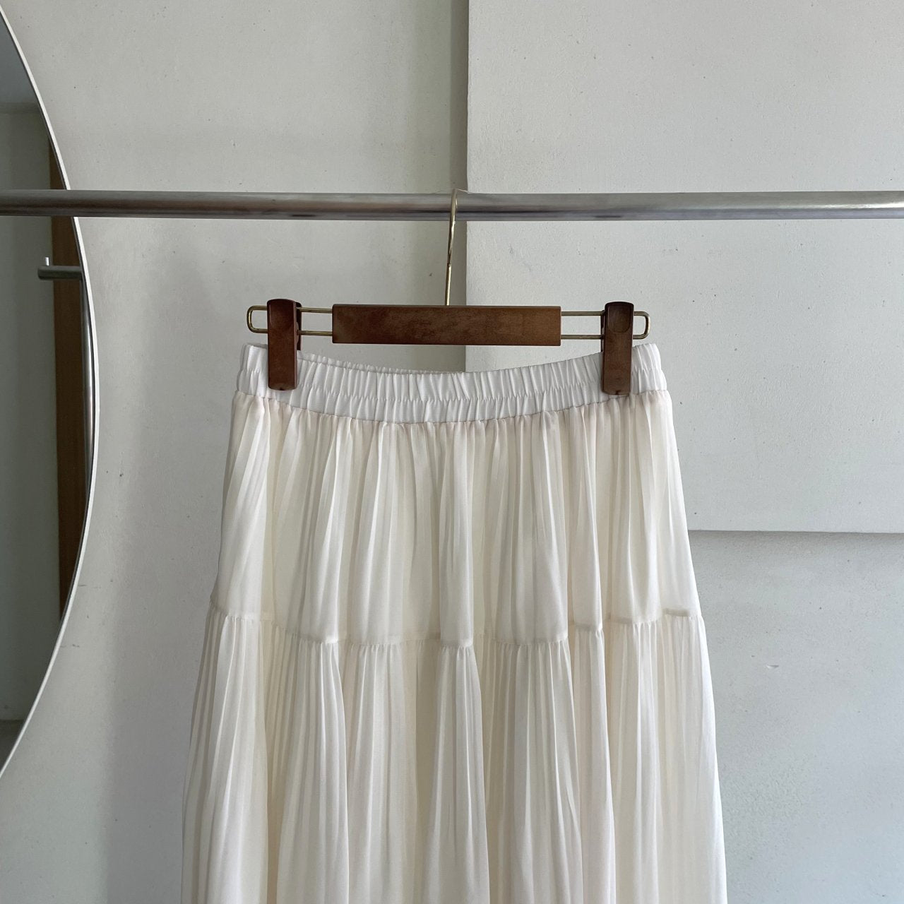 Soft Breeze Pleated Skirt Set - Luckyplanetusa