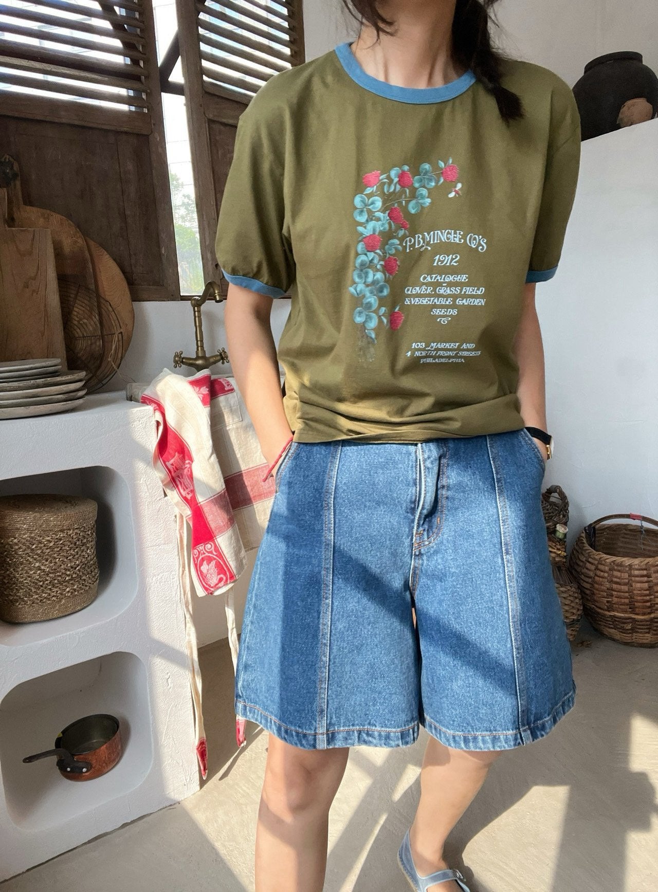 Vintage Berry Ringer Graphic Tee - Luckyplanetusa