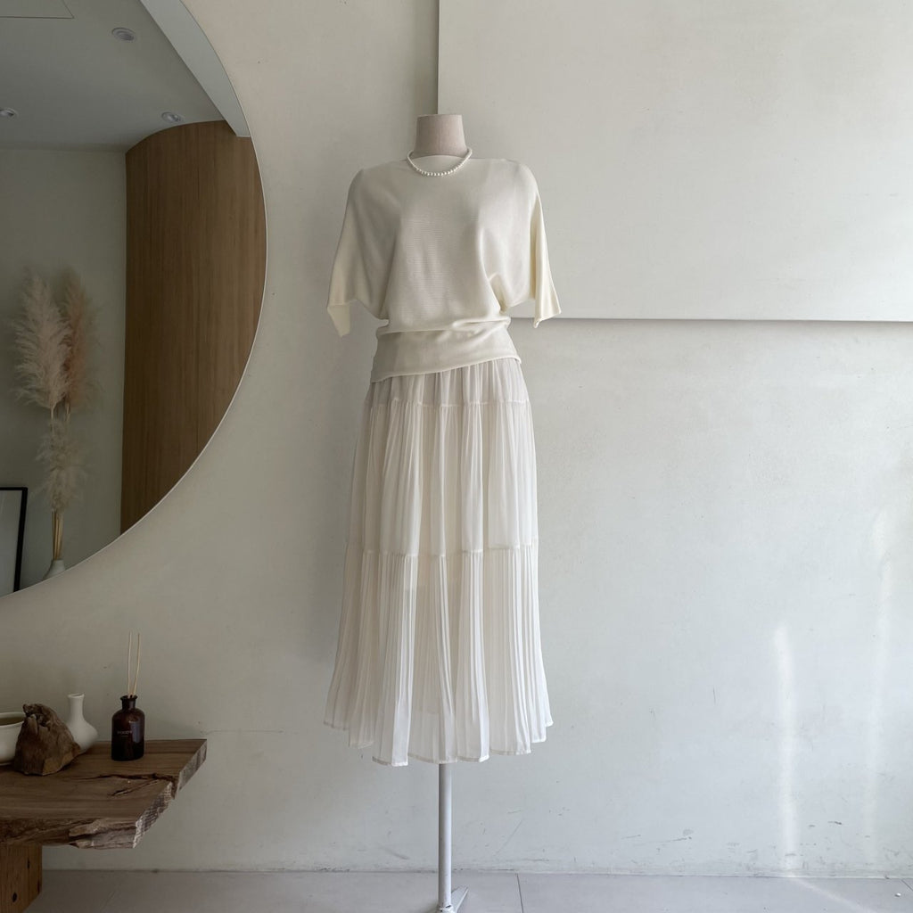 Soft Breeze Pleated Skirt Set - Luckyplanetusa