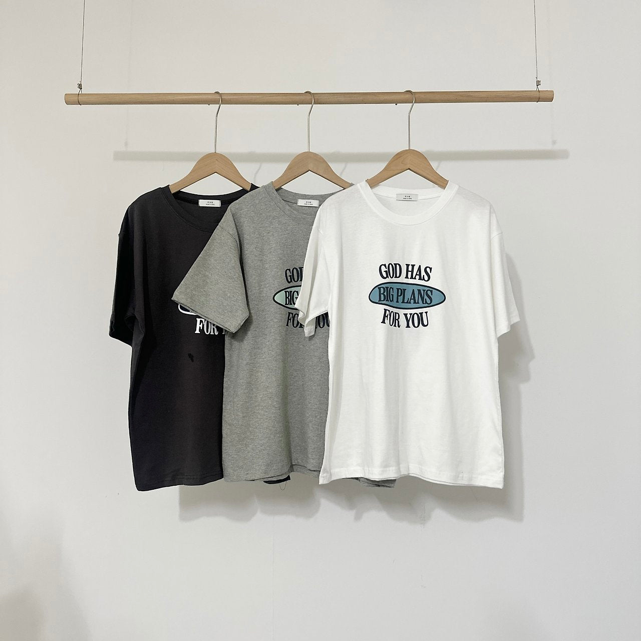 Big Plans Graphic Cotton Tee Made in Korea - Luckyplanetusa