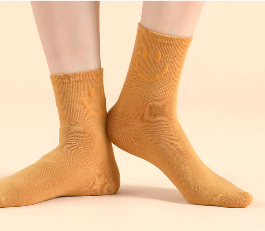 Smiley Emboss Crew Socks 5 Colors Cotton blend