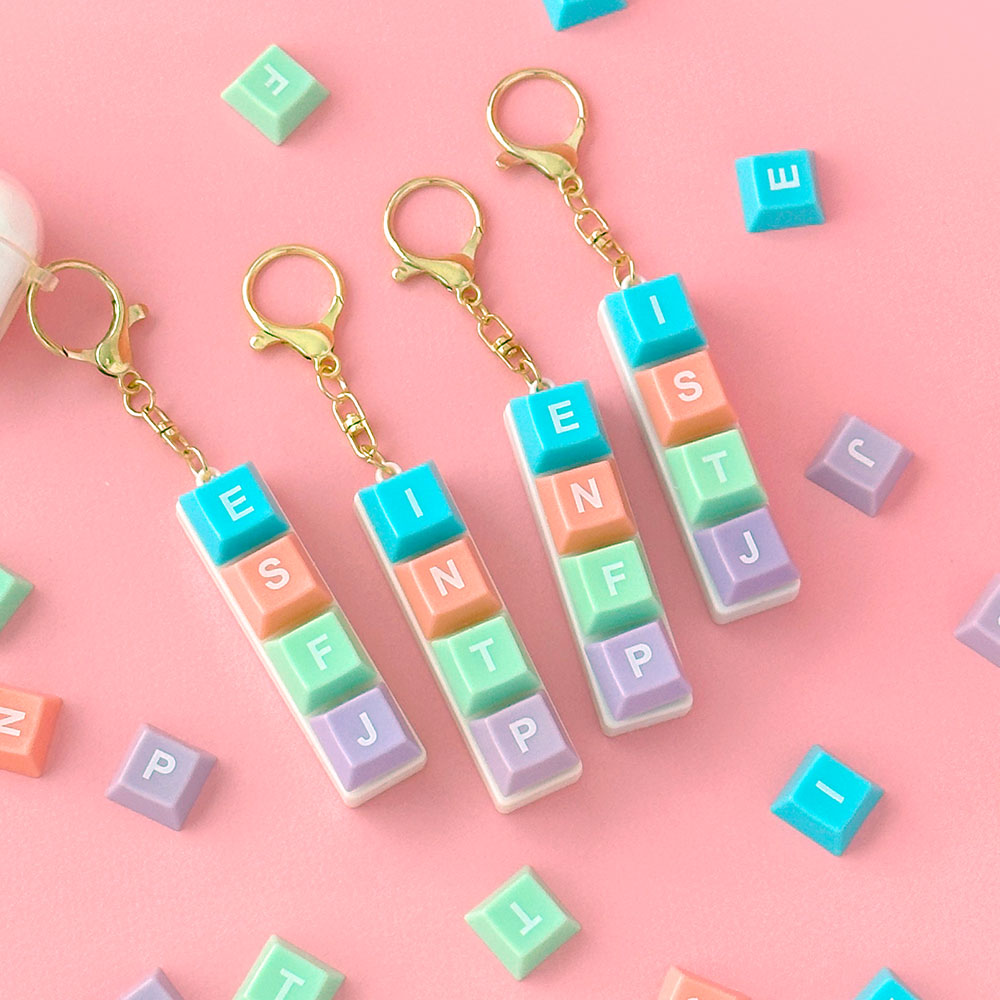 MBTI Keycap DIY Keychain – Customizable Keyboard Charm (Blind Box)