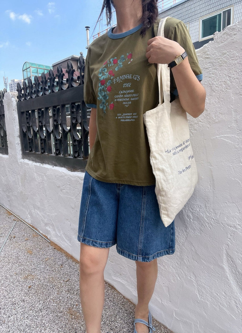 Vintage Berry Ringer Graphic Tee - Luckyplanetusa