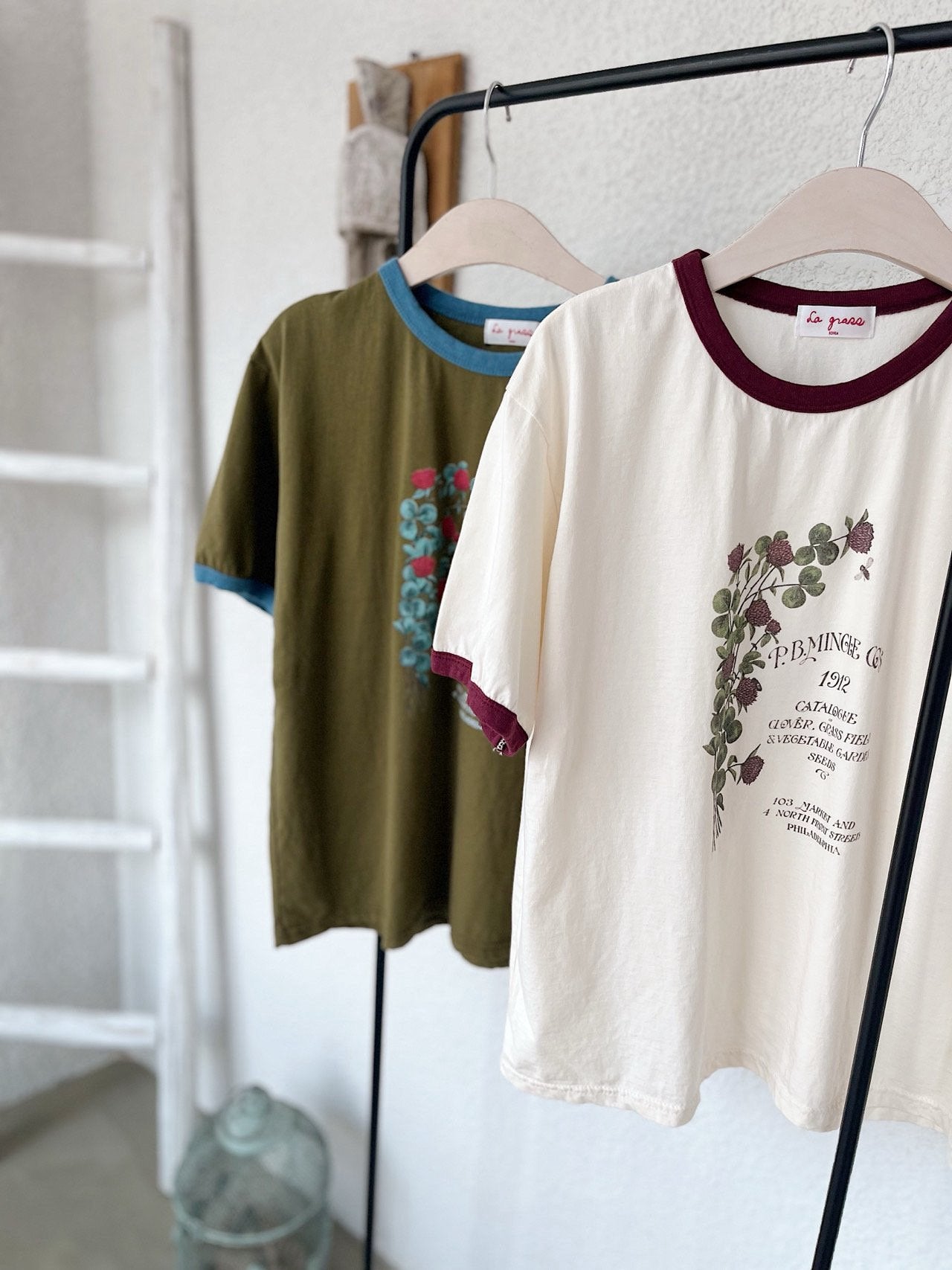 Vintage Berry Ringer Graphic Tee - Luckyplanetusa