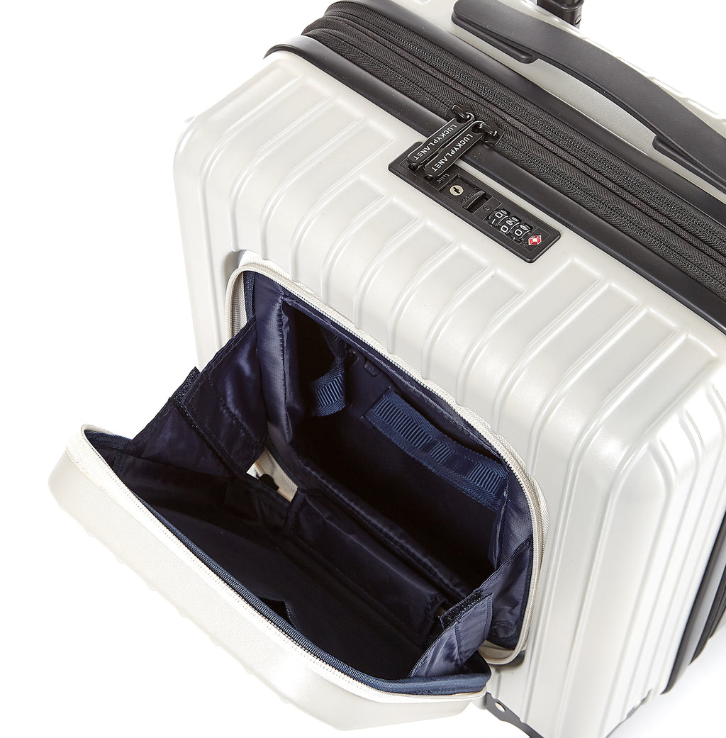 Go Beyond 17" Carry-On Ivory Pearl Expendable Zipper