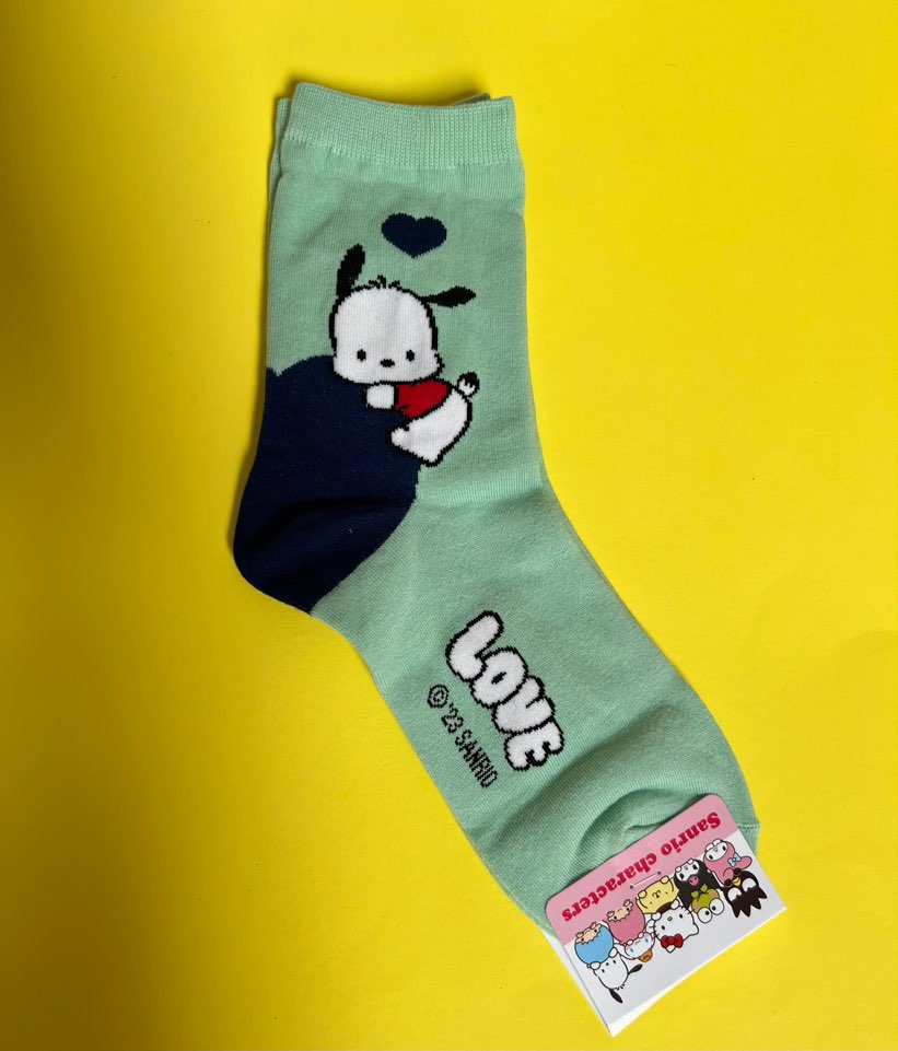 NEW Sanrio LOVE Ultra Soft Socks-Kuromi, Pochaco, Cinnamoroll, My Melody
