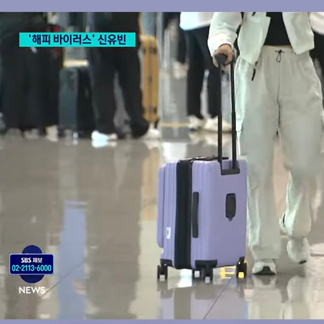 Gobeyond carry on suitcase Purple with laptop pocket and cup holder