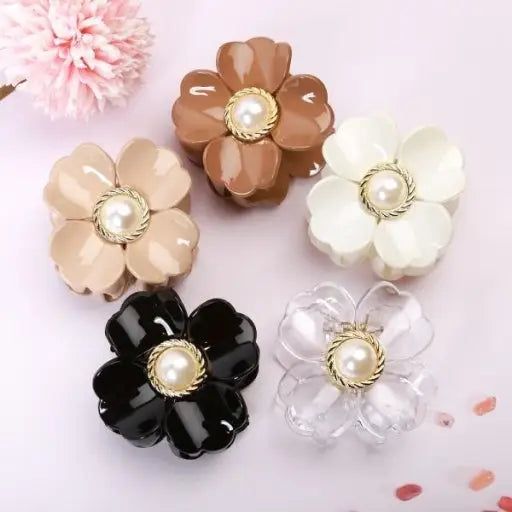 [SALE] Glossy Flower Hair Claw Clip with Pearl  – Elegant