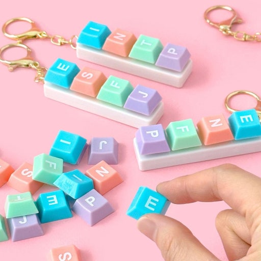 MBTI Keycap DIY Keychain – Customizable Keyboard Charm (Blind Box)