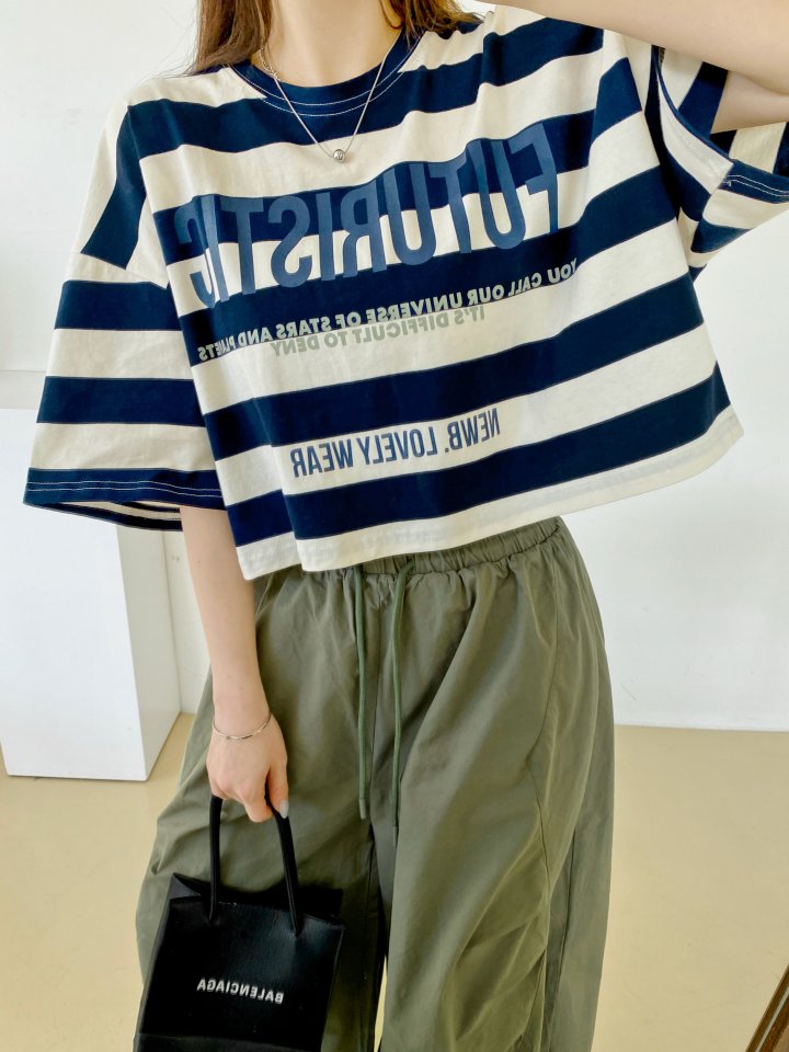 Futuristic Orbit Striped Crop Tee - Luckyplanetusa