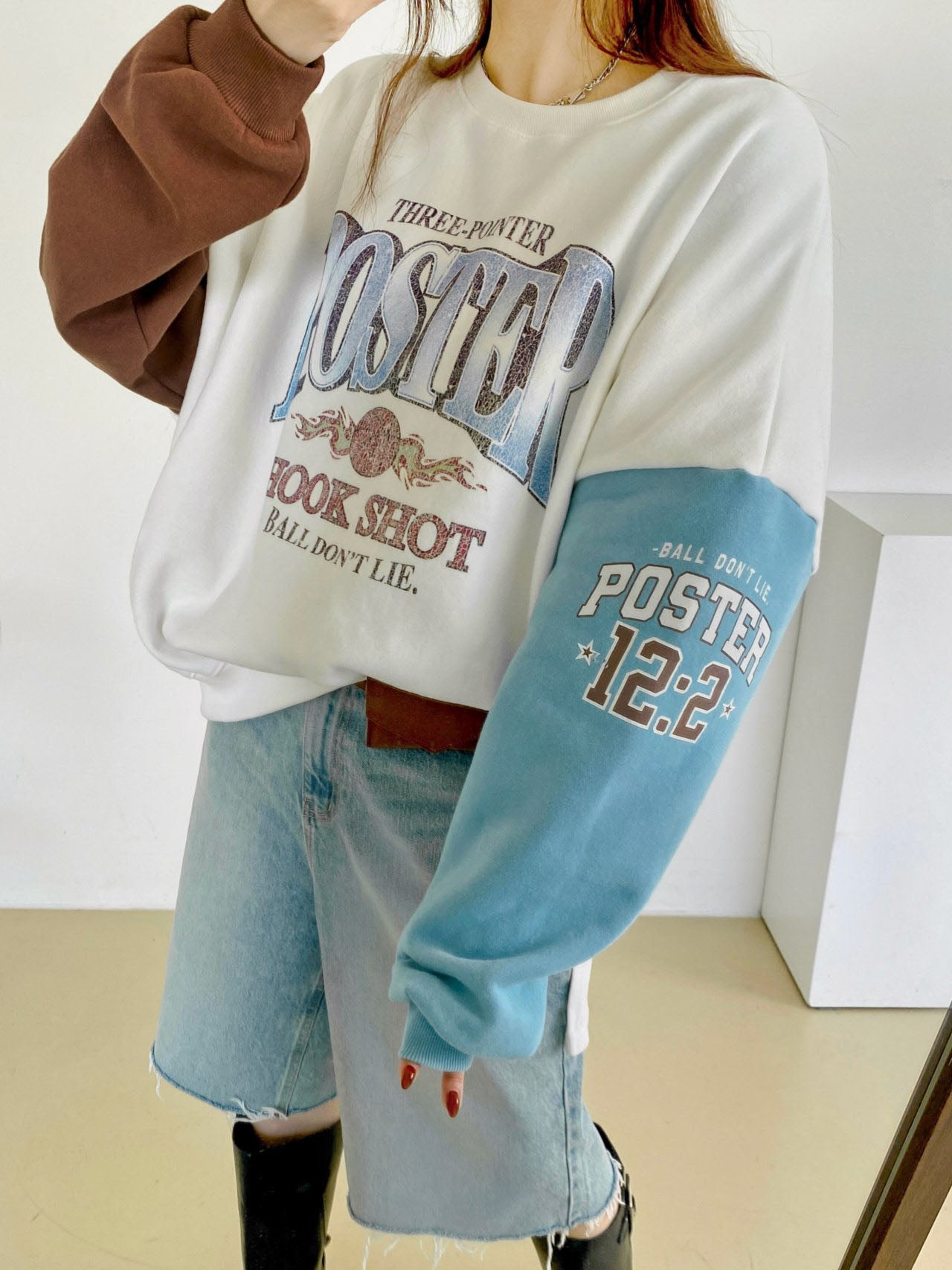 Poster Hook Shot Vintage Color-Block Sweatshirt