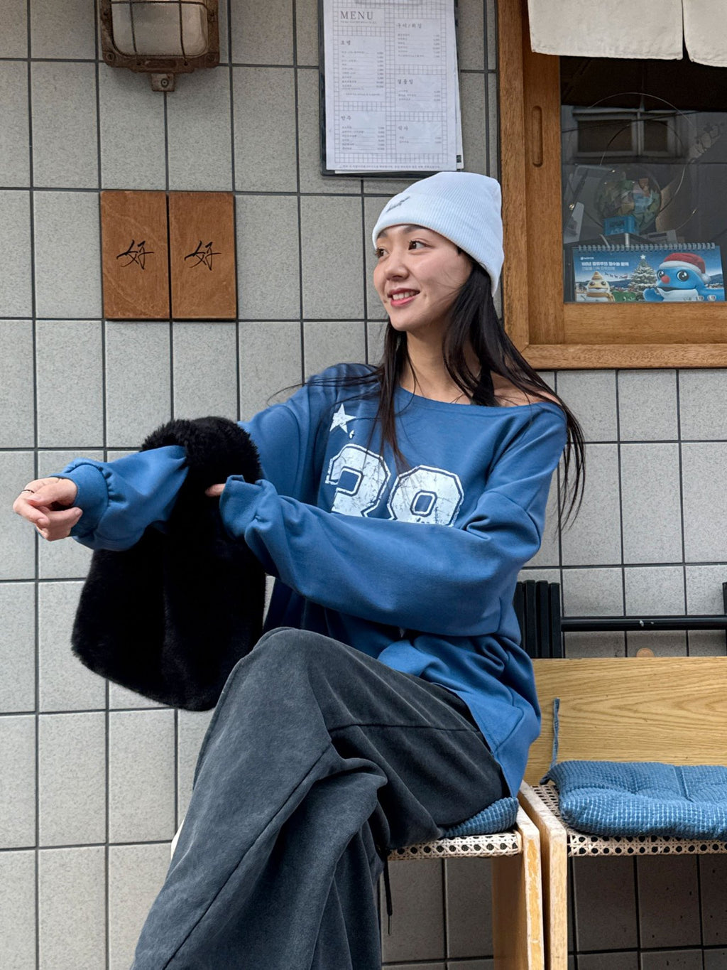 Star Number 38 Off-Shoulder Relax Tee Made in Korea