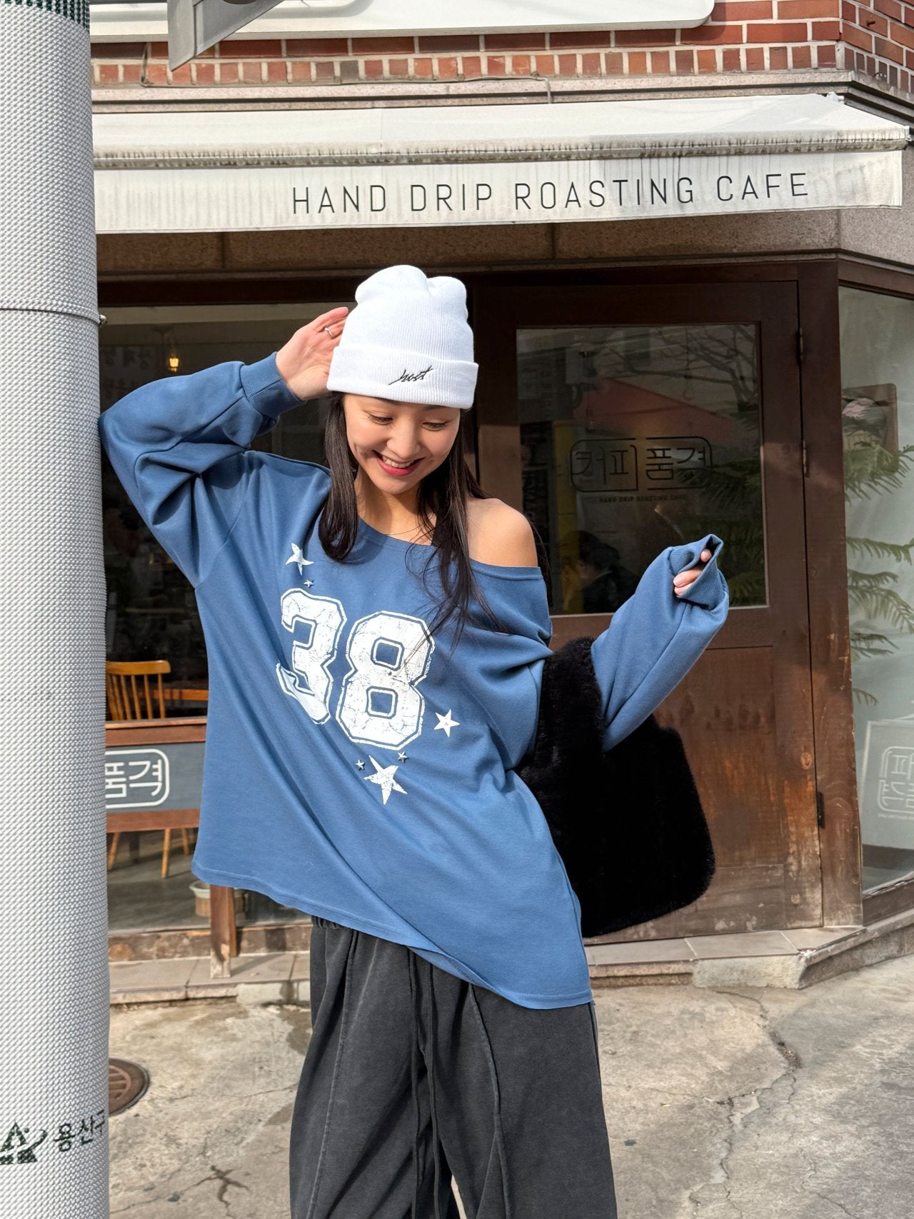 Star Number 38 Off-Shoulder Relax Tee Made in Korea