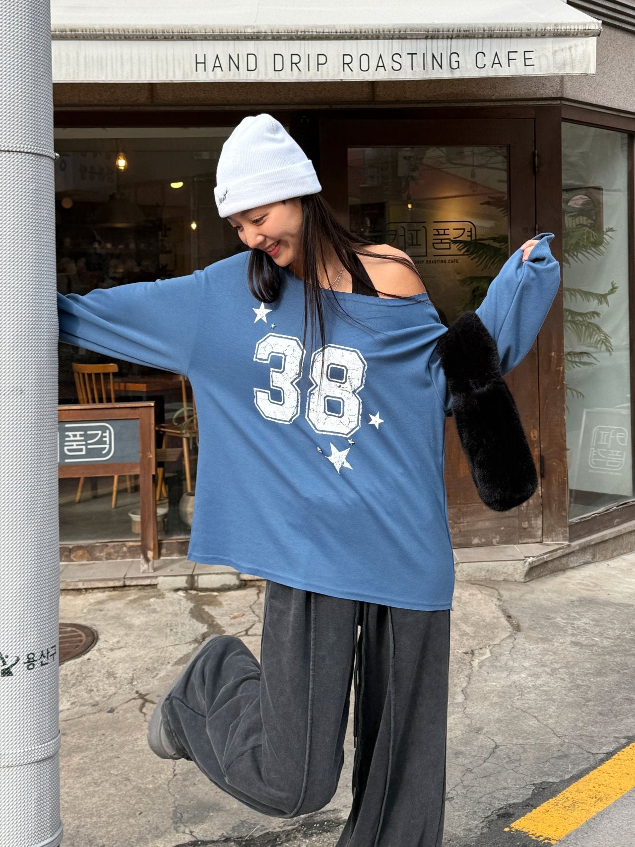 Star Number 38 Off-Shoulder Relax Tee Made in Korea