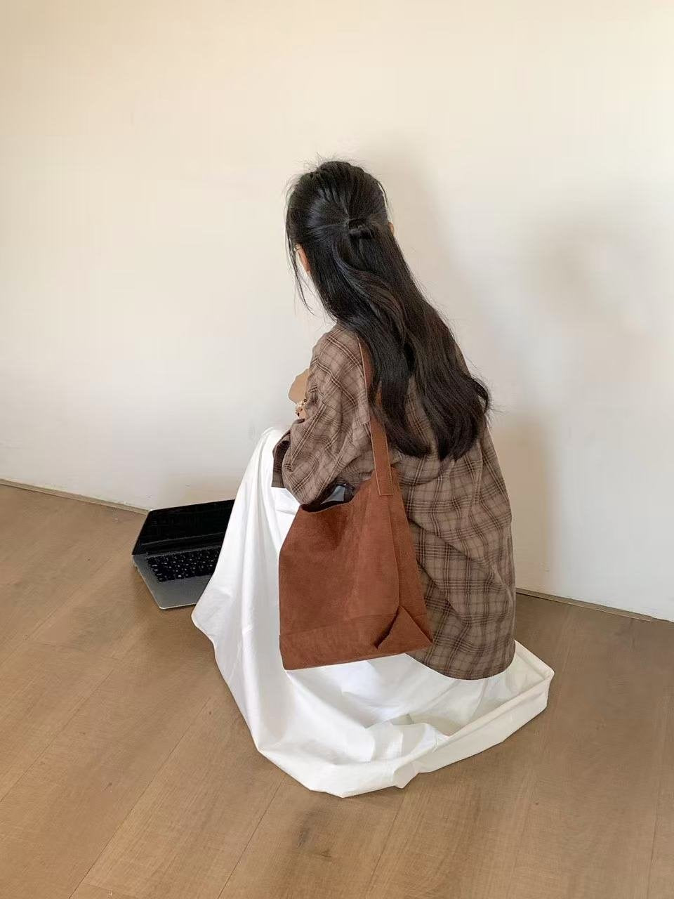 Mika Suede Daily Shoulder Bag