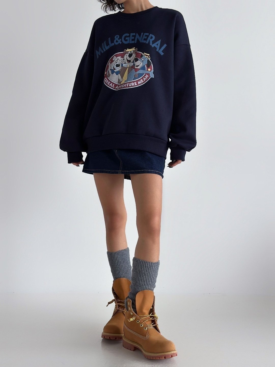 Mill & General Retro Cartoon Sweatshirt – Oversized Fit