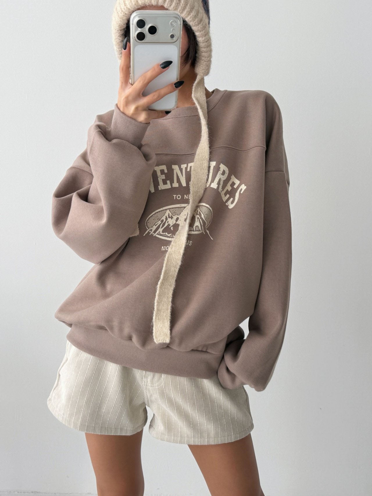 Adventures Vintage Graphic Sweatshirt – Premium Korean Fleece, Oversize Fit