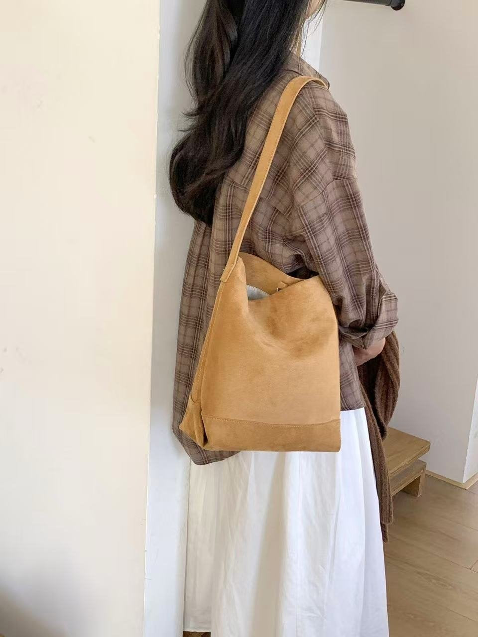 Mika Suede Daily Shoulder Bag