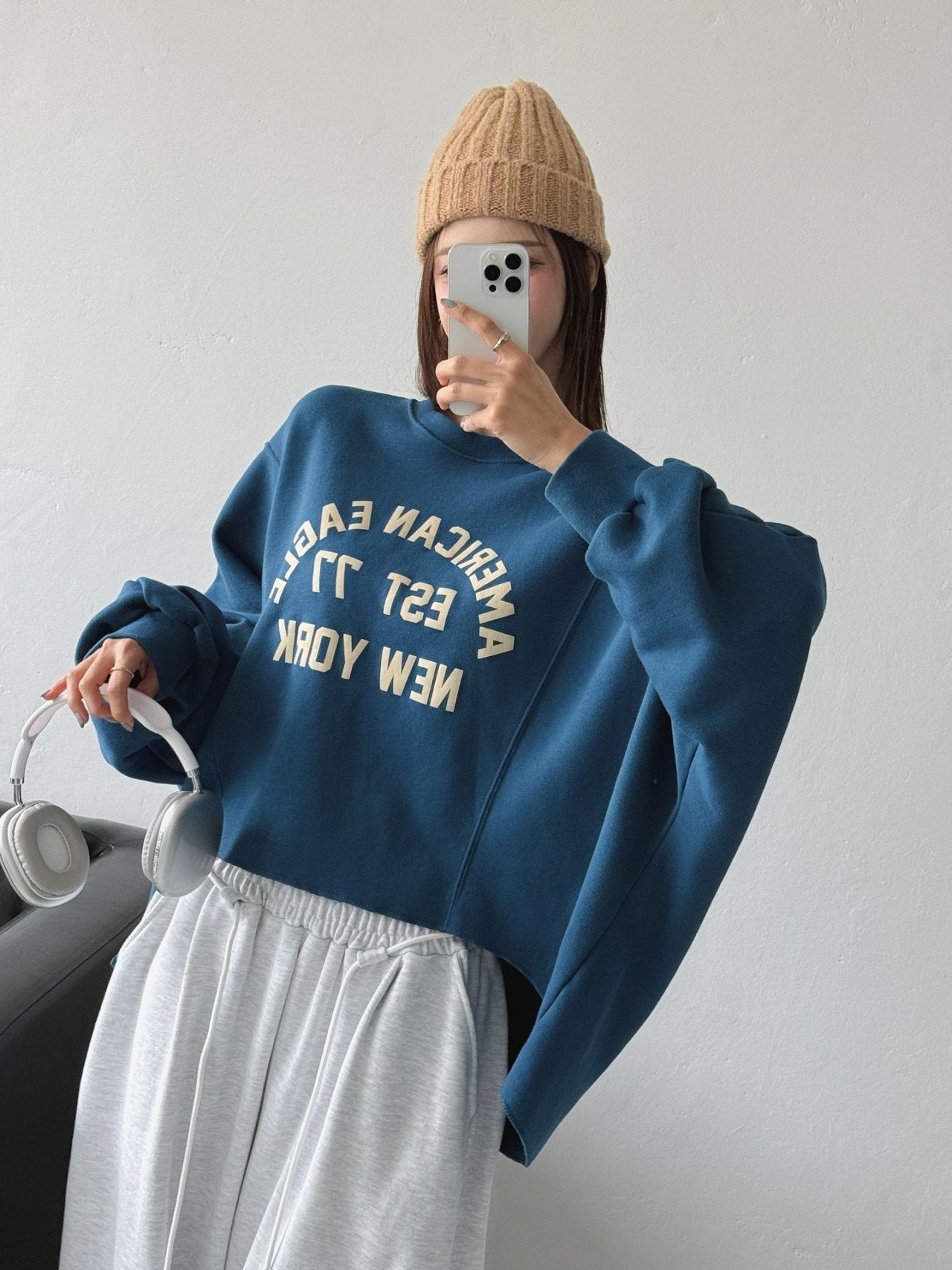 American Eagle ’77 Retro Cut Sweatshirt