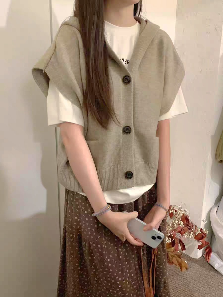 Amanda Hooded Knit Vest  Free Size Relaxed fit