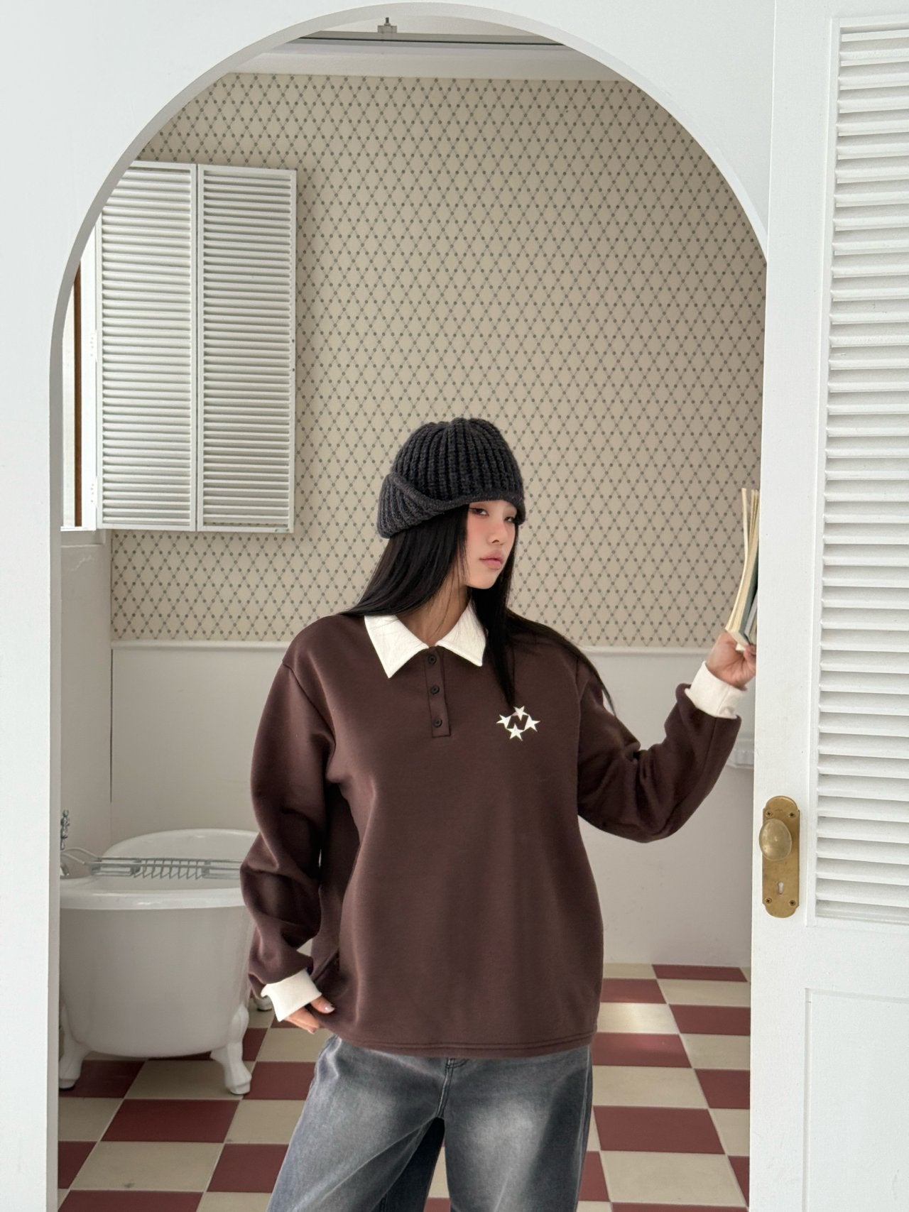 Winter Fleece Contrast-Collar Long-Sleeve Top