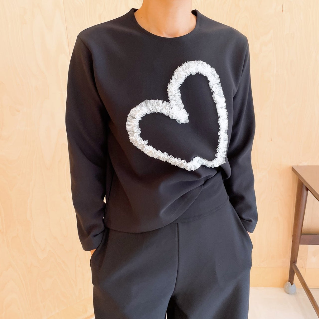 Ruffle Heart Appliqué Stretch Top (Made in Korea)
