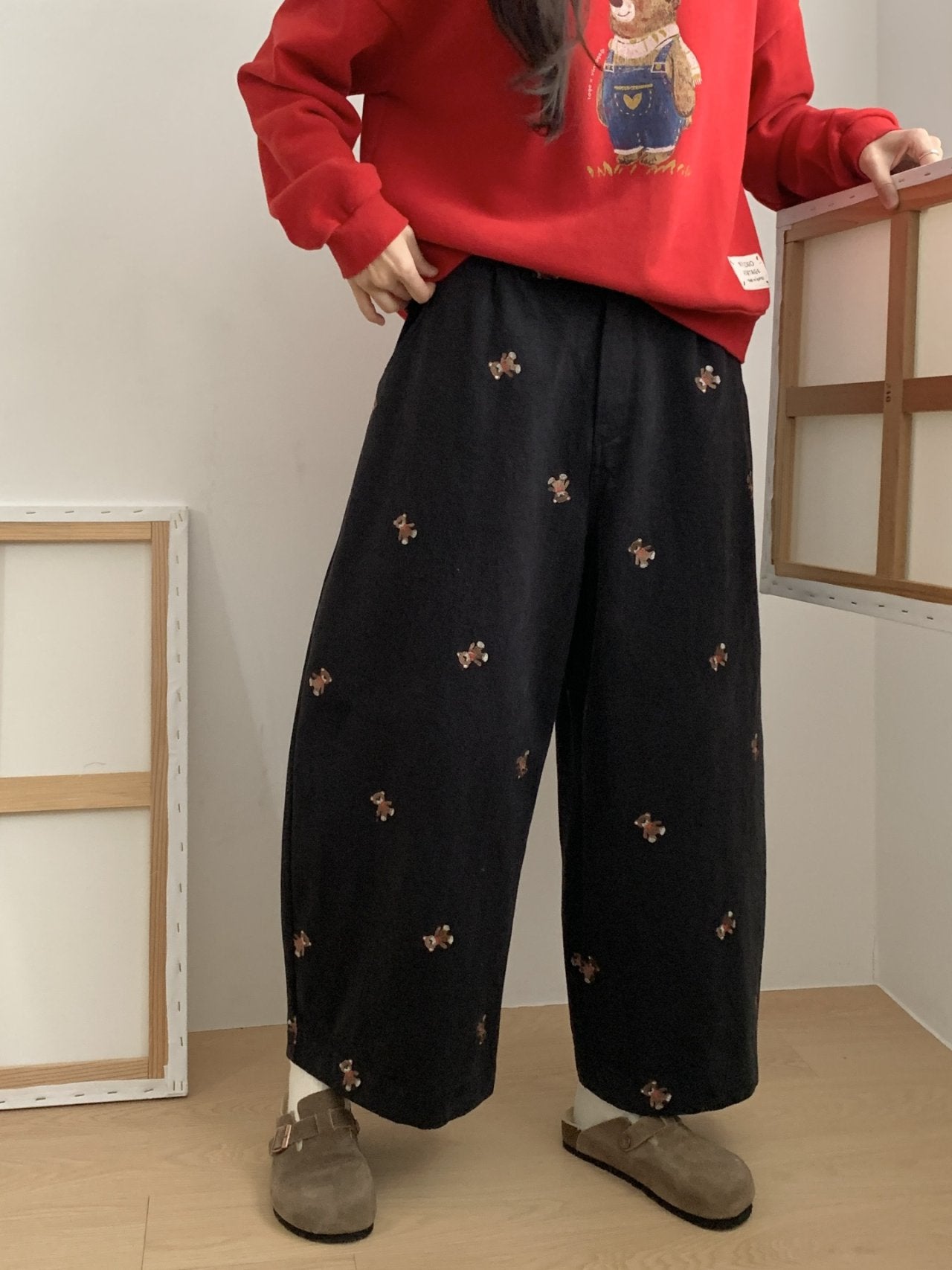 Teddy Embroidery Wide Pants – Made in Korea