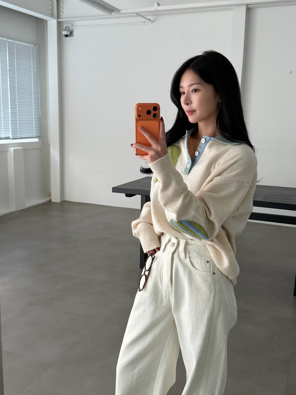 B-Point Cash Intarsia Collar Knit Made in Korea