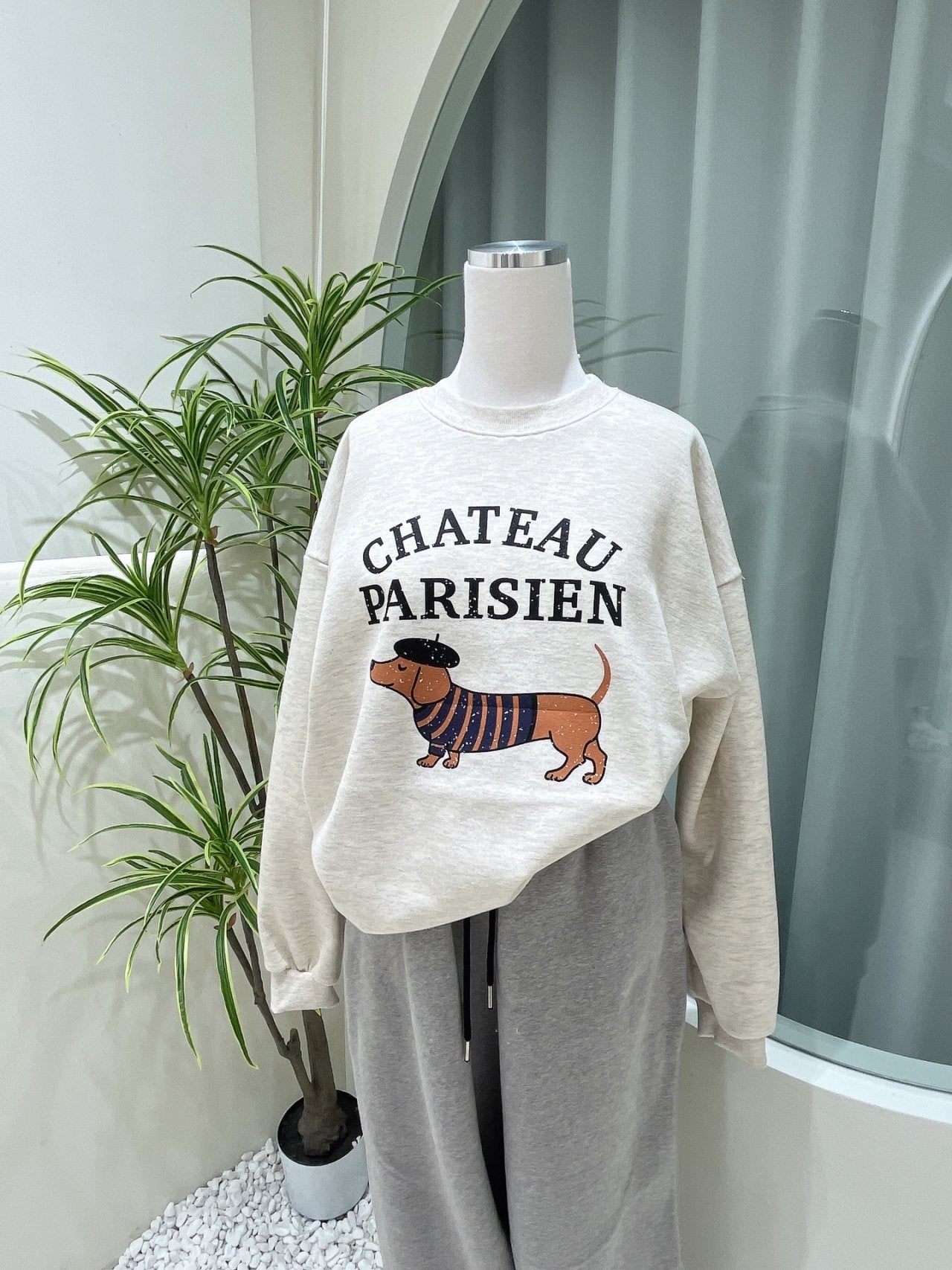 Chateau Parisien Dachshund Sweatshirt – Made in Korea