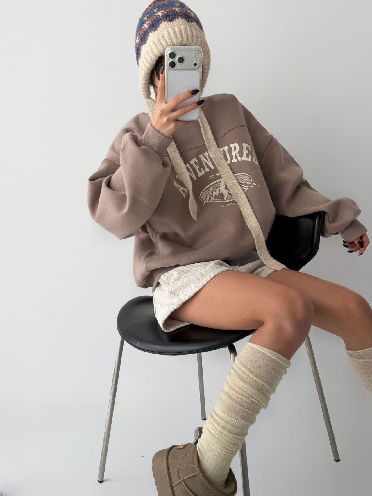 Adventures Vintage Graphic Sweatshirt – Premium Korean Fleece, Oversize Fit