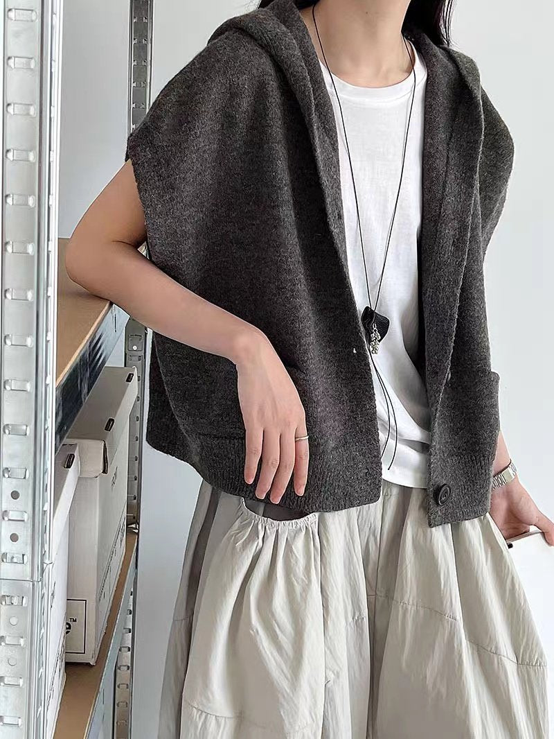 Amanda Hooded Knit Vest  Free Size Relaxed fit