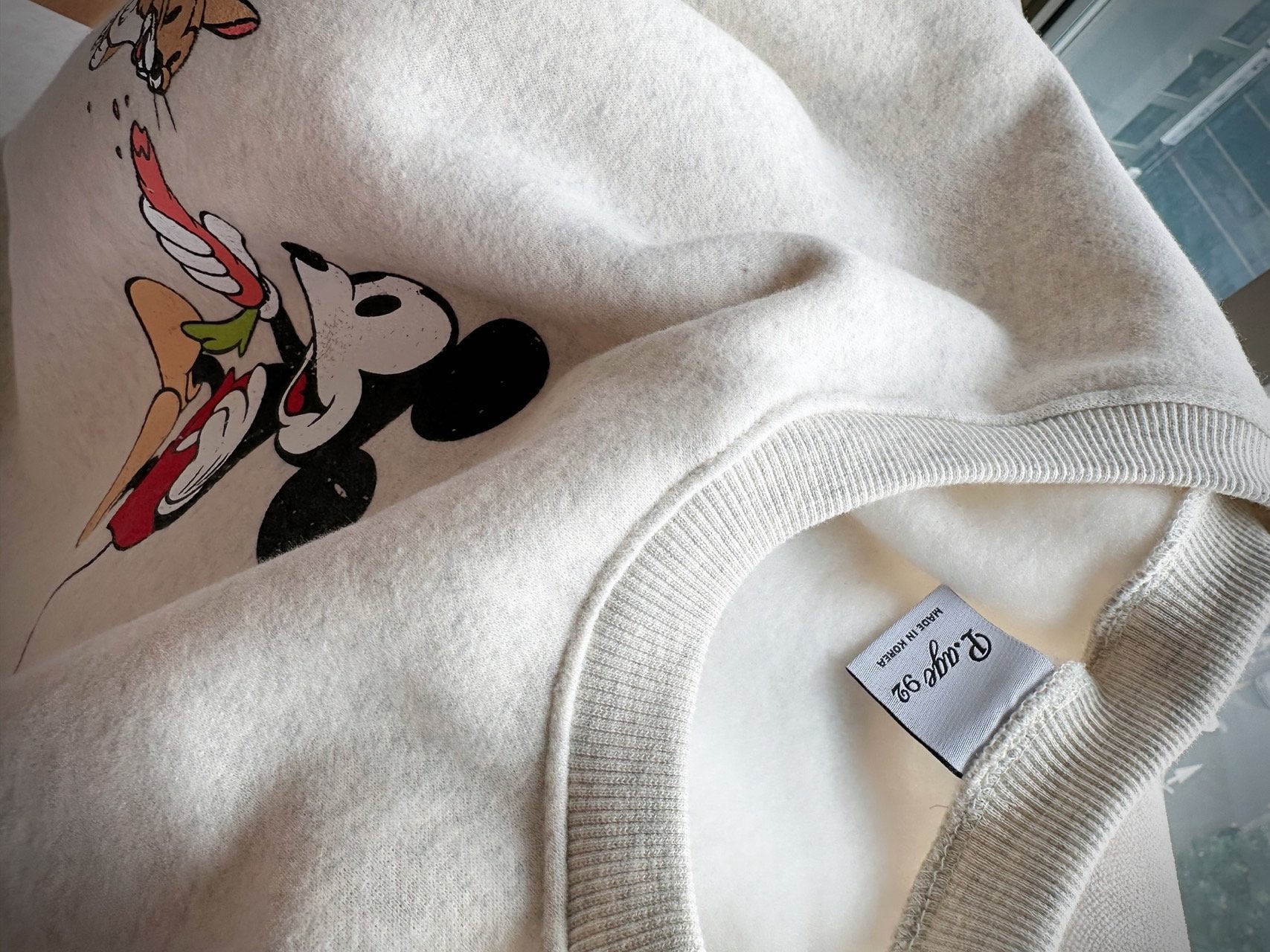 Mickey & Friends Cozy Fleece Sweatshirt Made in Korea Disney officially licensed