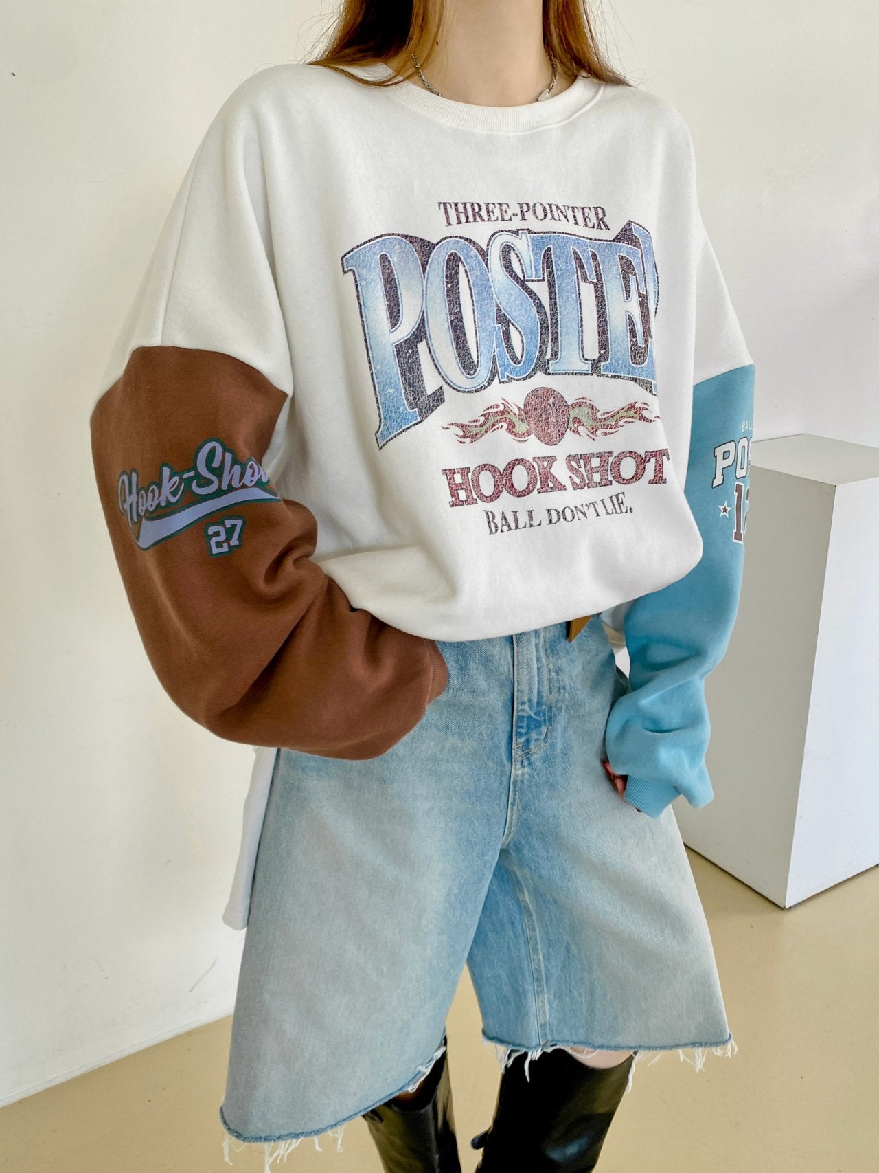 Poster Hook Shot Vintage Color-Block Sweatshirt