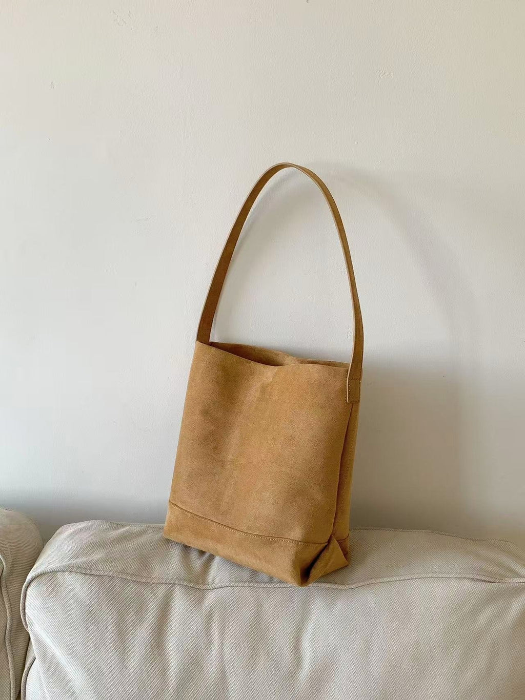 Mika Suede Daily Shoulder Bag