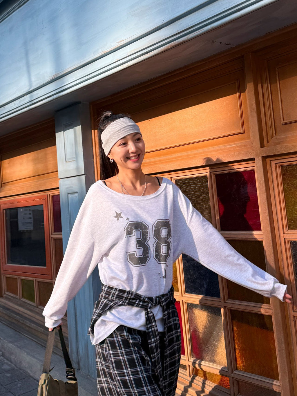 Star Number 38 Off-Shoulder Relax Tee Made in Korea