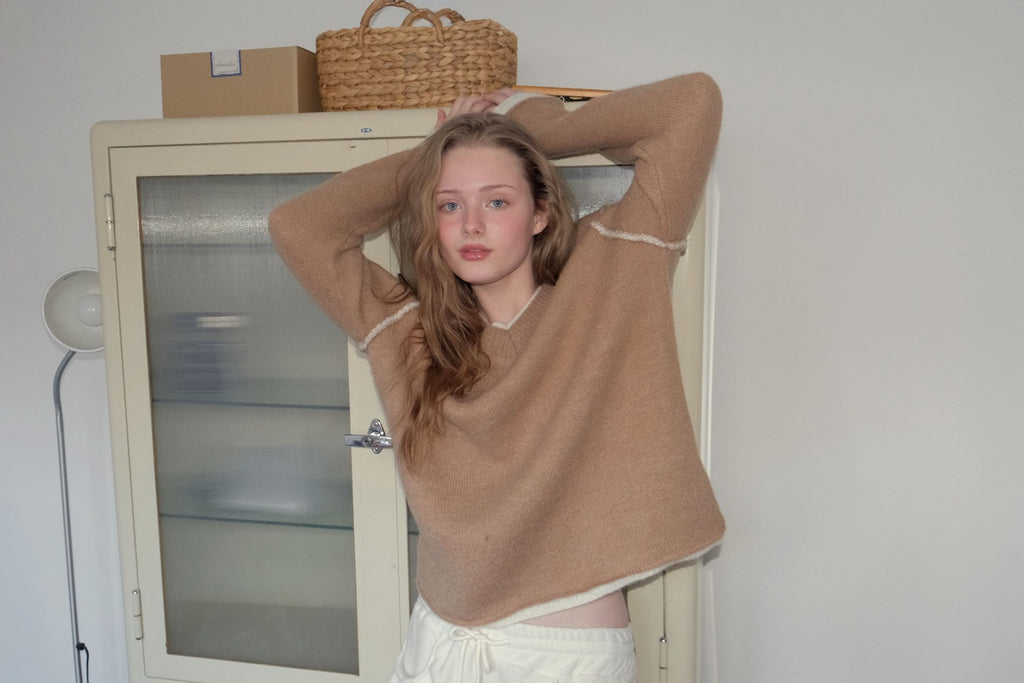 Even Layered V-Neck Knit Sweater Alpaca Wool Blend Made in Korea