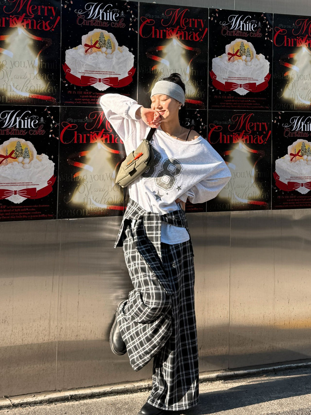 Star Number 38 Off-Shoulder Relax Tee Made in Korea