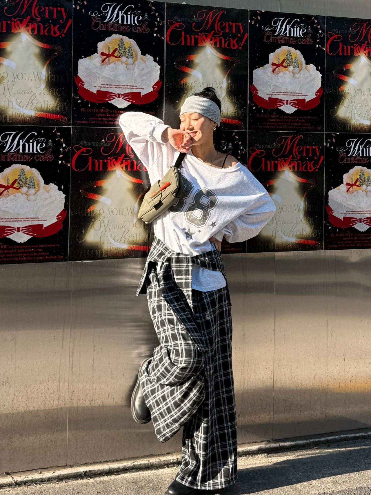 Star Number 38 Off-Shoulder Relax Tee Made in Korea